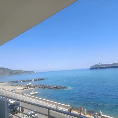 Maison Martina Bed and breakfast Giardini-Naxos